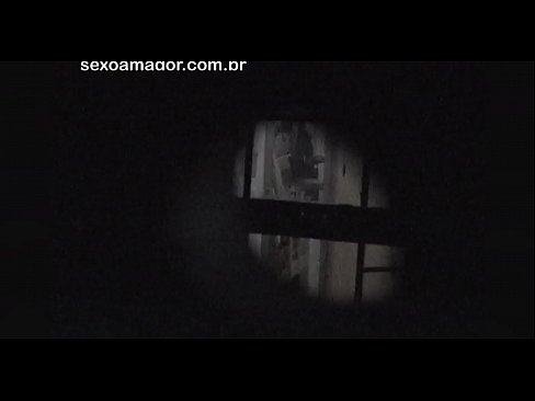 ❤️ Voajer iz susjedstva skriven iza šupljih cigli potajno snima Blondie Porno vk kod nas ❤